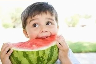 明星塌房背后:娱乐圈黑料揭秘与产业变迁