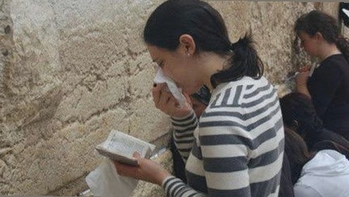 娱乐圈最新黑料大揭秘：泡椒娱乐与小香猪爆料引燃网友热议