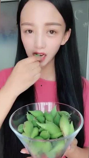 张津瑜涉多段私密视频曝光，事件进展引发关注